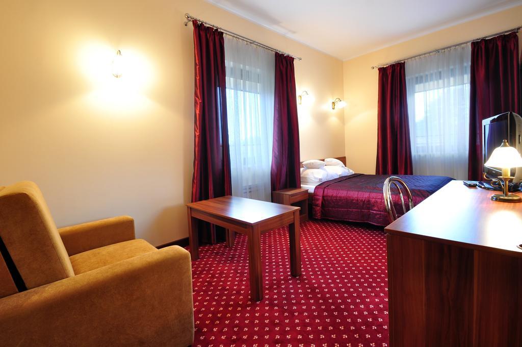 Apartamenty Continental Krynica Morska Bagian luar foto